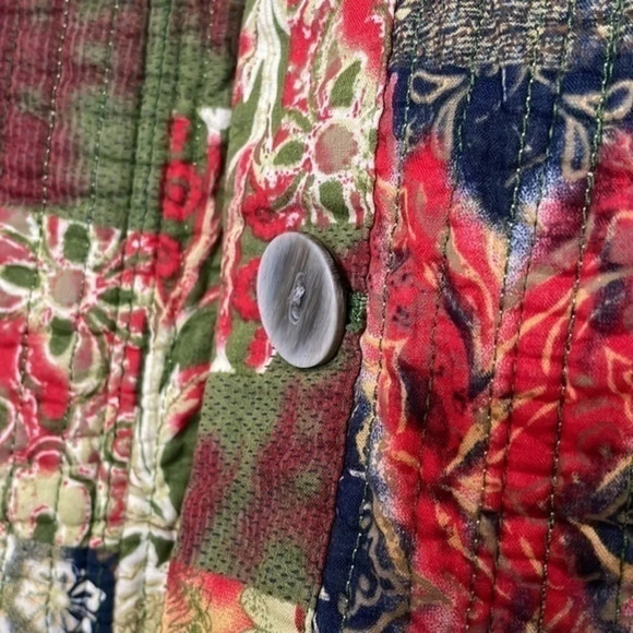 New Gorgeous Handmade Quilted Reversable Button Down Vest Size M/L - Picture 6 of 12